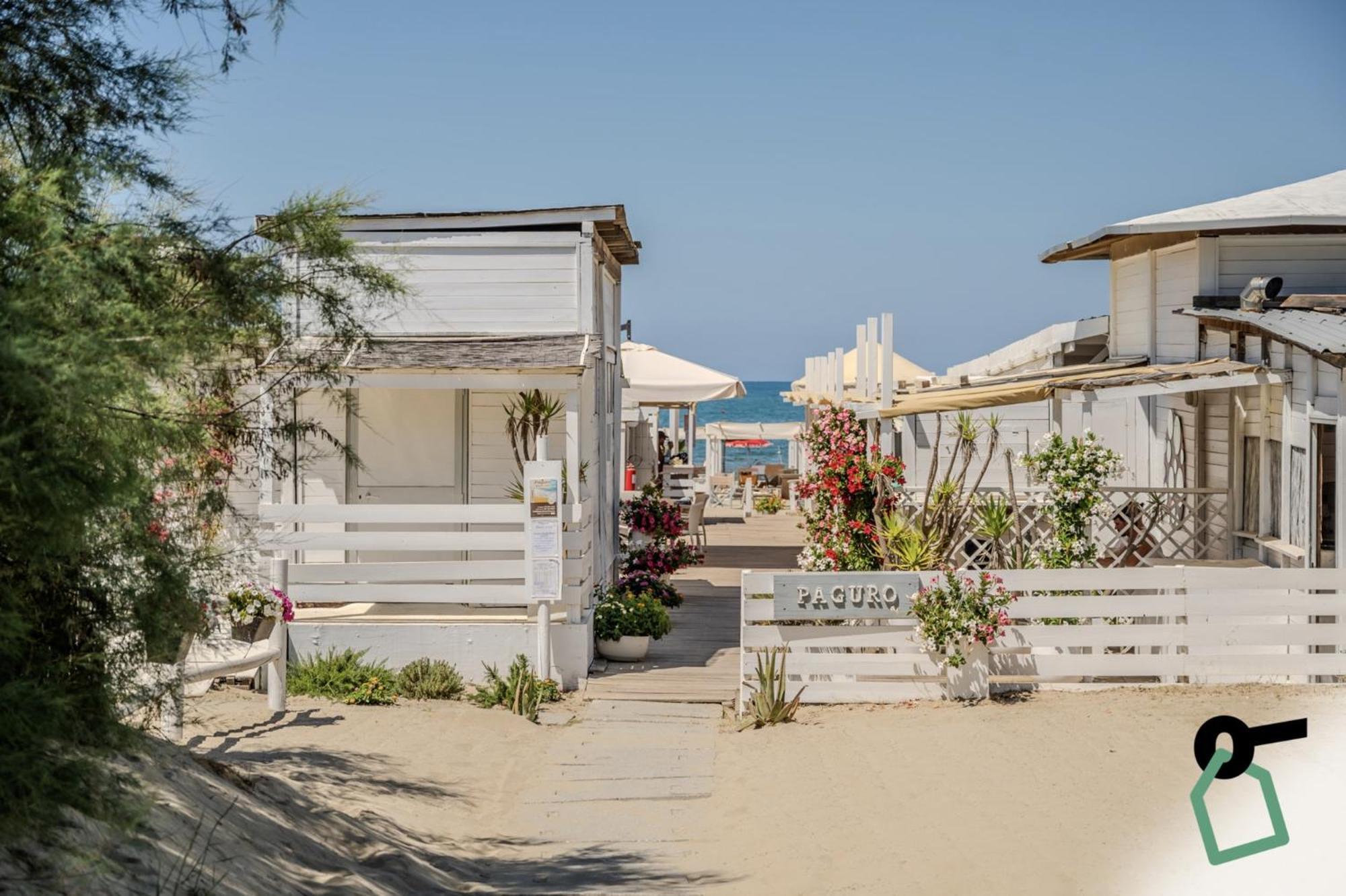 Hotiday Room Collection - Tirrenia Exterior foto